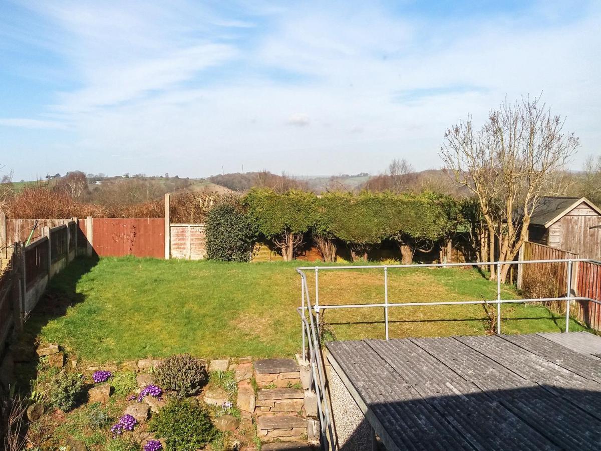 Villa Basford View à Cheddleton Extérieur photo